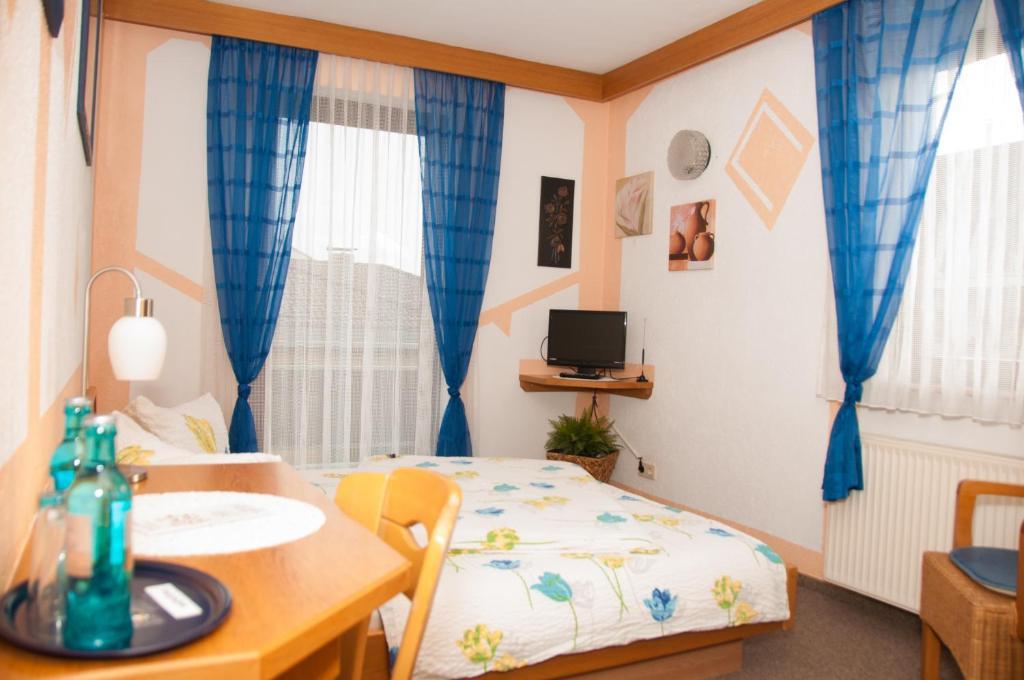Hotel Erzhausener Hof 外观 照片